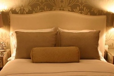 Hotel Veritas