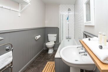 هتل White Hart, Newmarket By Marston's Inns