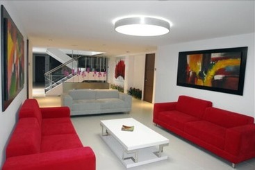 هتل Zi One Luxury