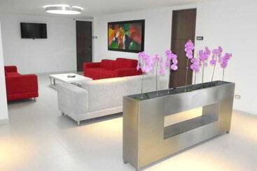 هتل Zi One Luxury