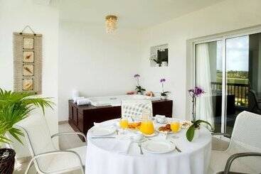 Karibo Punta Cana