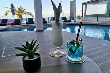 Mare Boutique