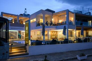 Mare Boutique