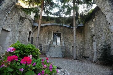پانسیون Hôtellerie Saint Yves
