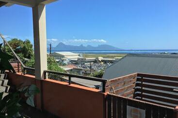 Tahiti Airport Motel