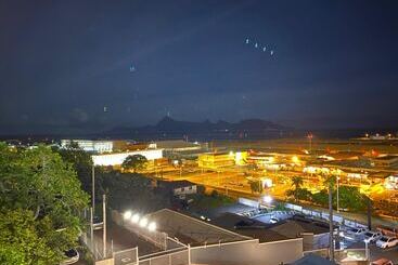 Tahiti Airport Motel
