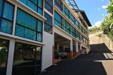 Tahiti Airport Motel