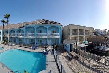 Casa Bella Hotel And Suites