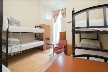Central Hotel   Hostel