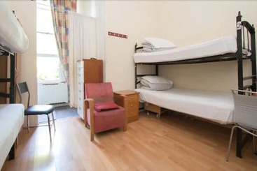 Central Hotel   Hostel