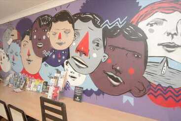 Central Hotel   Hostel
