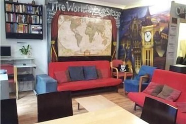 Central Hotel   Hostel