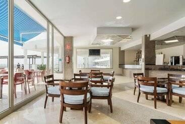 هتل Alua Atlantico Golf