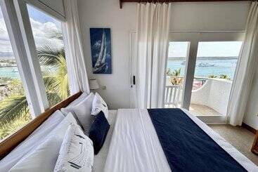 Angermeyer Waterfront Inn - Puerto Ayora