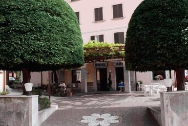 هتل Brisino