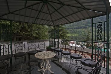 هتل Broadways Inn