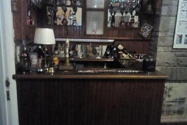 هتل Bryn Coed Guest House