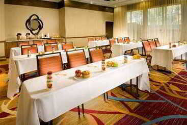 هتل Courtyard By Marriott Tyler