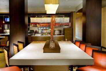 هتل Courtyard By Marriott Tyler