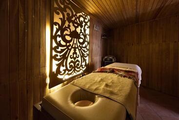 هتل Golden Age Crystal Bodrum   All Inclusive