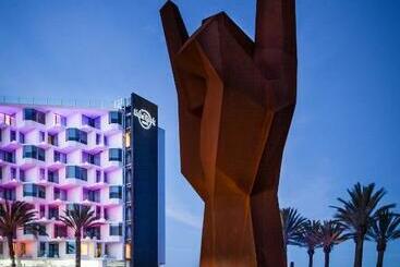 Hard Rock Hotel Ibiza
