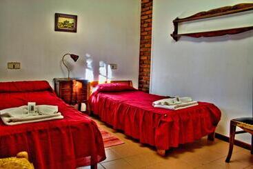 هتل La Loma   Vieja Casona