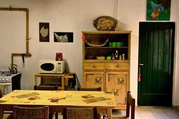 هتل La Loma   Vieja Casona