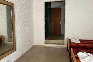 هتل La Loma   Vieja Casona