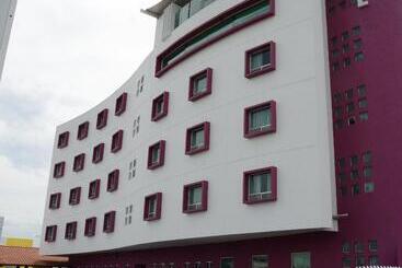 هتل Magico Inn