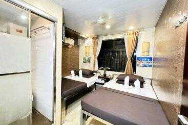هتل New International Guest House