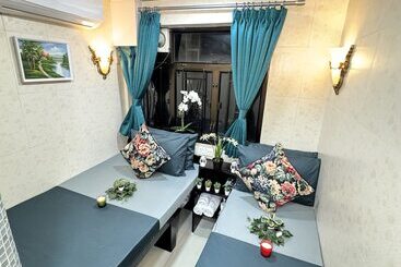 هتل New International Guest House