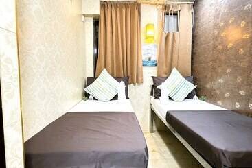 هتل New International Guest House