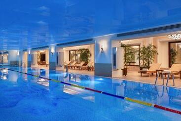 هتل Rixos Almaty