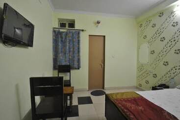 Otel Satkar