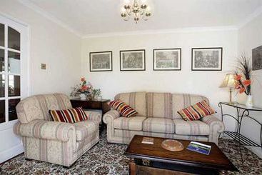 هتل St Edmundsbury Bed & Breakfast