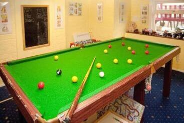 Hotelli The Meltham Guesthouse Scarborough