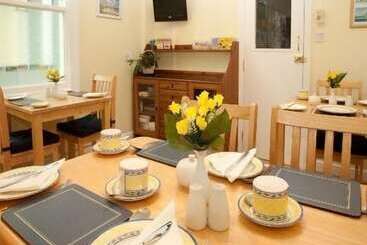 Hotelli The Meltham Guesthouse Scarborough
