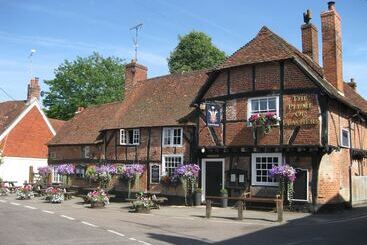 هتل The Plume Of Feathers