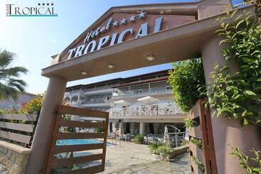 هتل Tropical