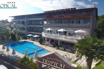 هتل Tropical