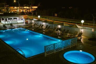 Kaos Hotel Apartments