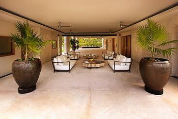 استراحتگاه Blue Diamond Luxury Boutique - All Inclusive Adults Only
