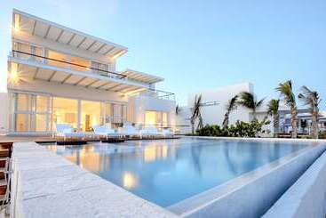 استراحتگاه Blue Diamond Luxury Boutique - All Inclusive Adults Only