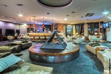 منتجع Grand Nosalowy Dwor