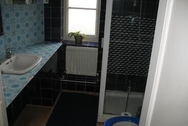Rothmans B&b