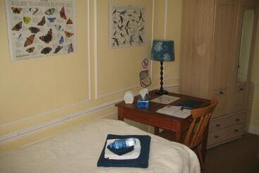 Rothmans B&b