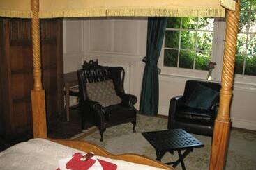 Rothmans B&b