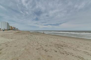 Sea Hawk Oceanfront Motel