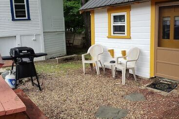 Weirs Beach Motel & Cottages