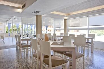 Bj Playamar Hotel & Apartamentos